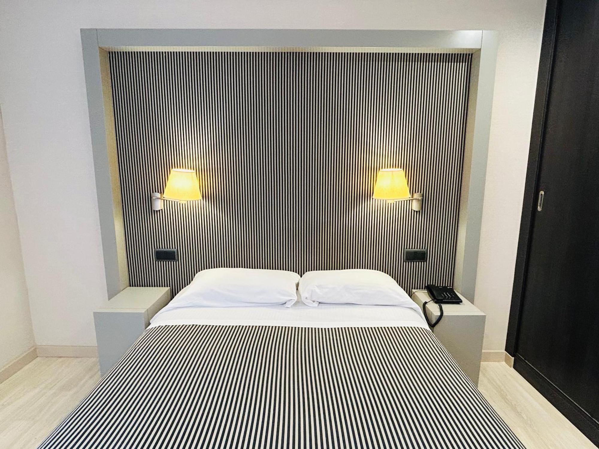 Hotel Ignacio - Palomargroup Chiva Eksteriør bilde
