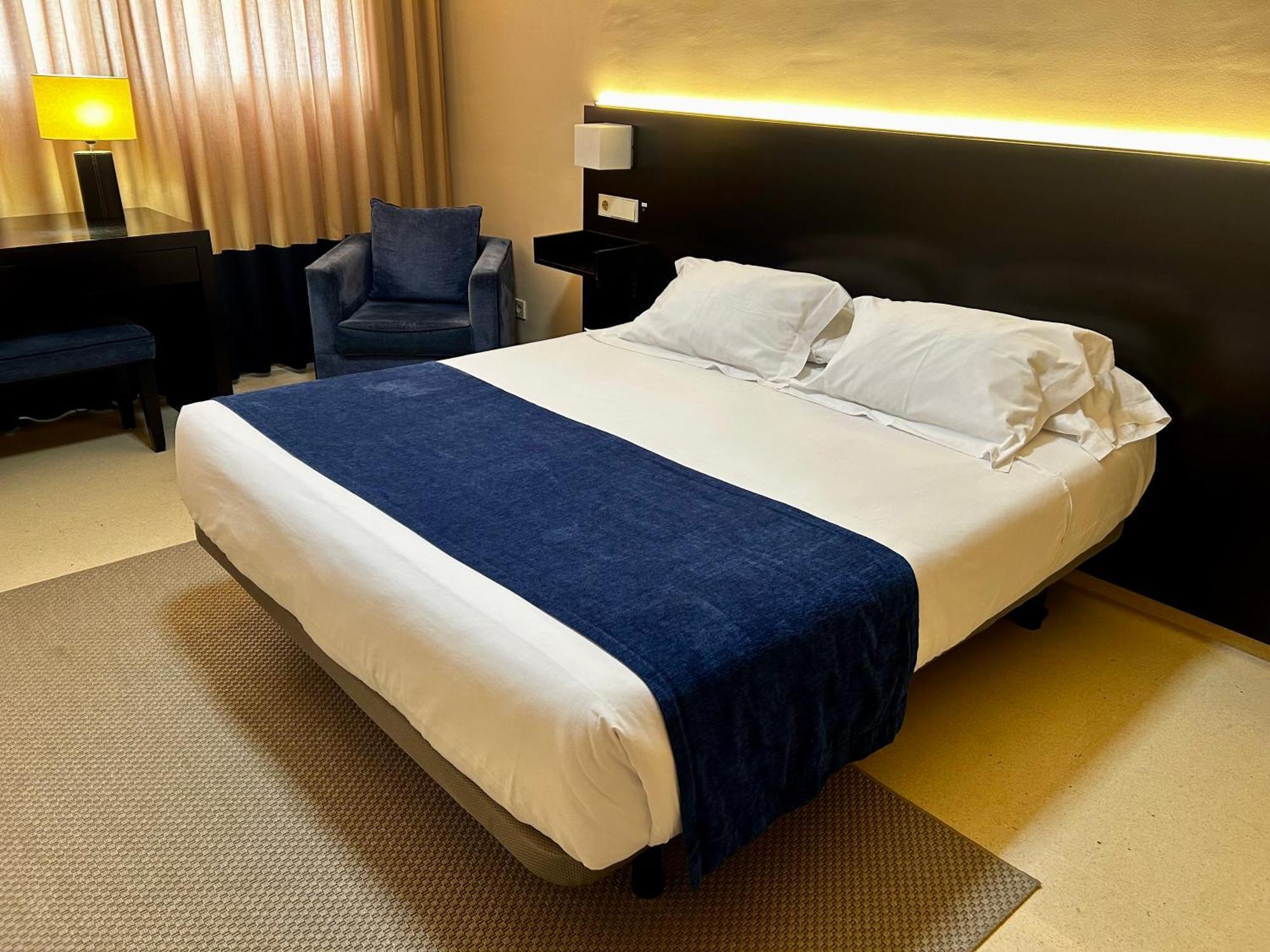 Hotel Ignacio - Palomargroup Chiva Eksteriør bilde