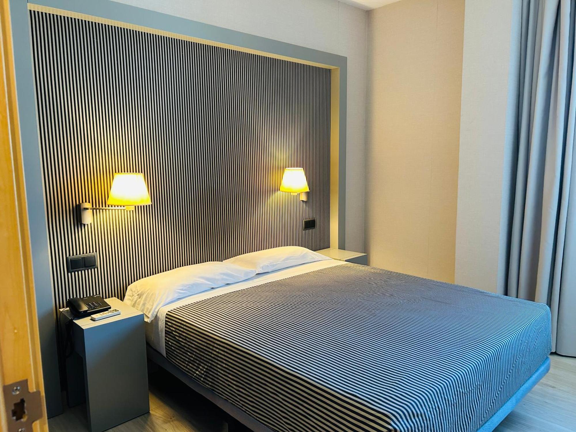 Hotel Ignacio - Palomargroup Chiva Rom bilde